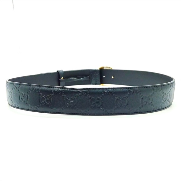 Authentic Gucci Black Leather Belt with Gold Buckle - Picture 5 of 12